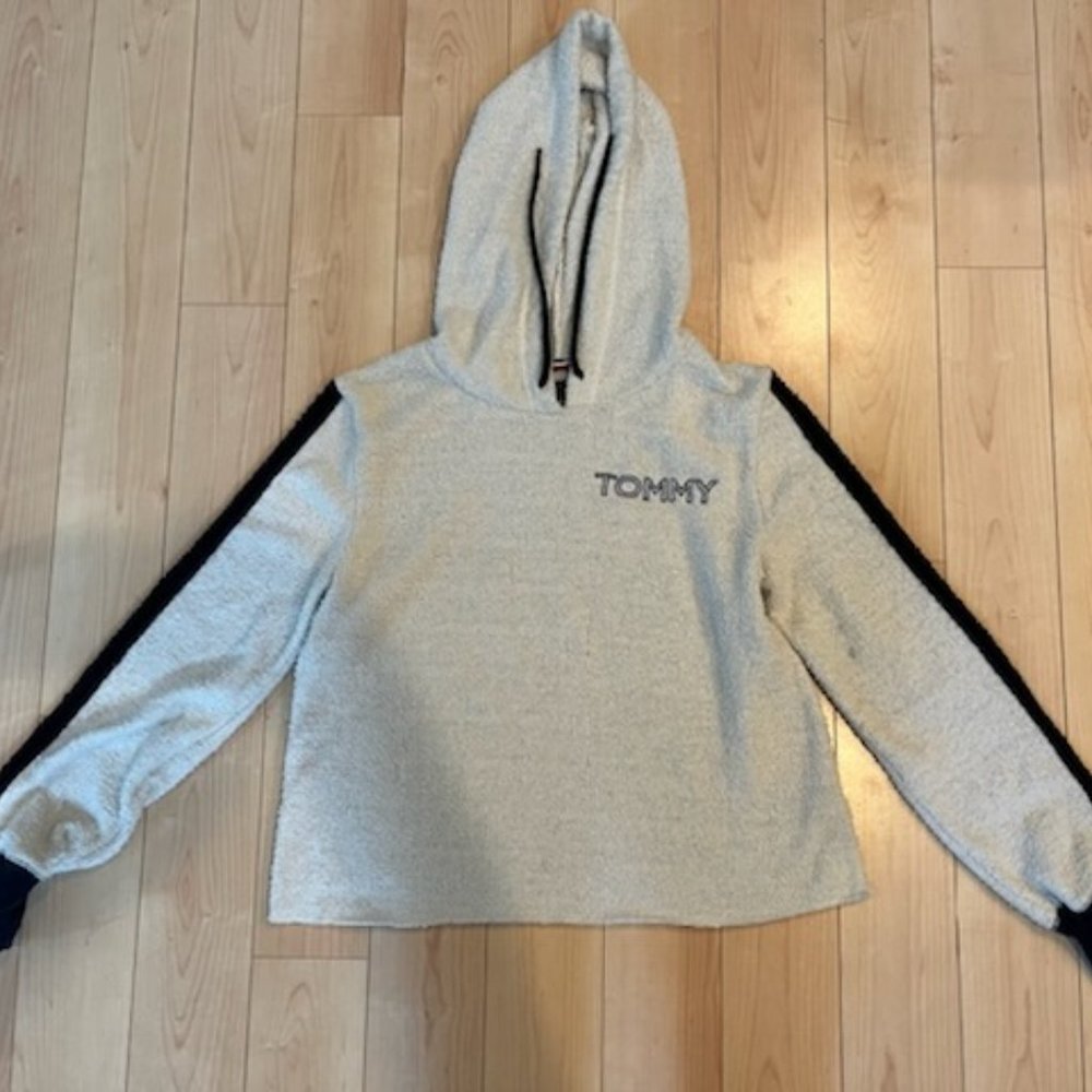 Tommy Hilfinger Crop Top Hoodie